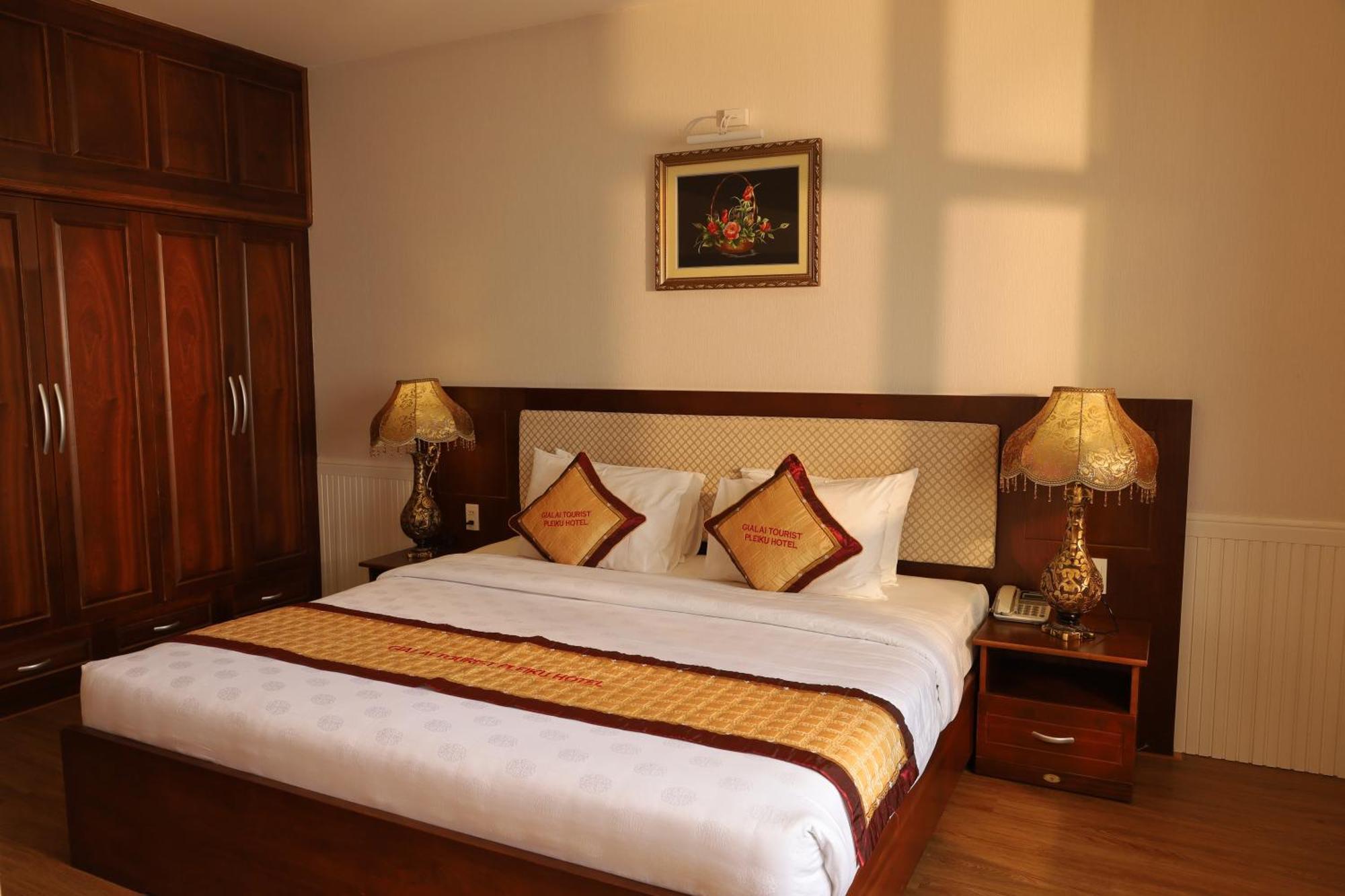 Pleiku Hotel By Gia Lai Tourist Ngoại thất bức ảnh