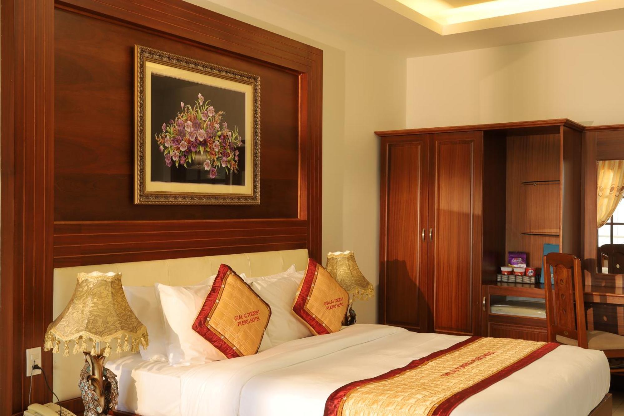 Pleiku Hotel By Gia Lai Tourist Ngoại thất bức ảnh